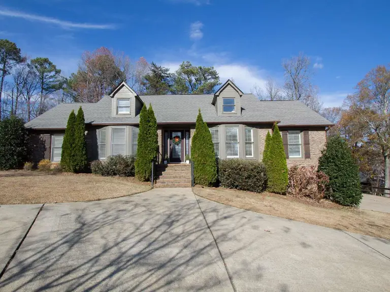 303 Bradford Cir